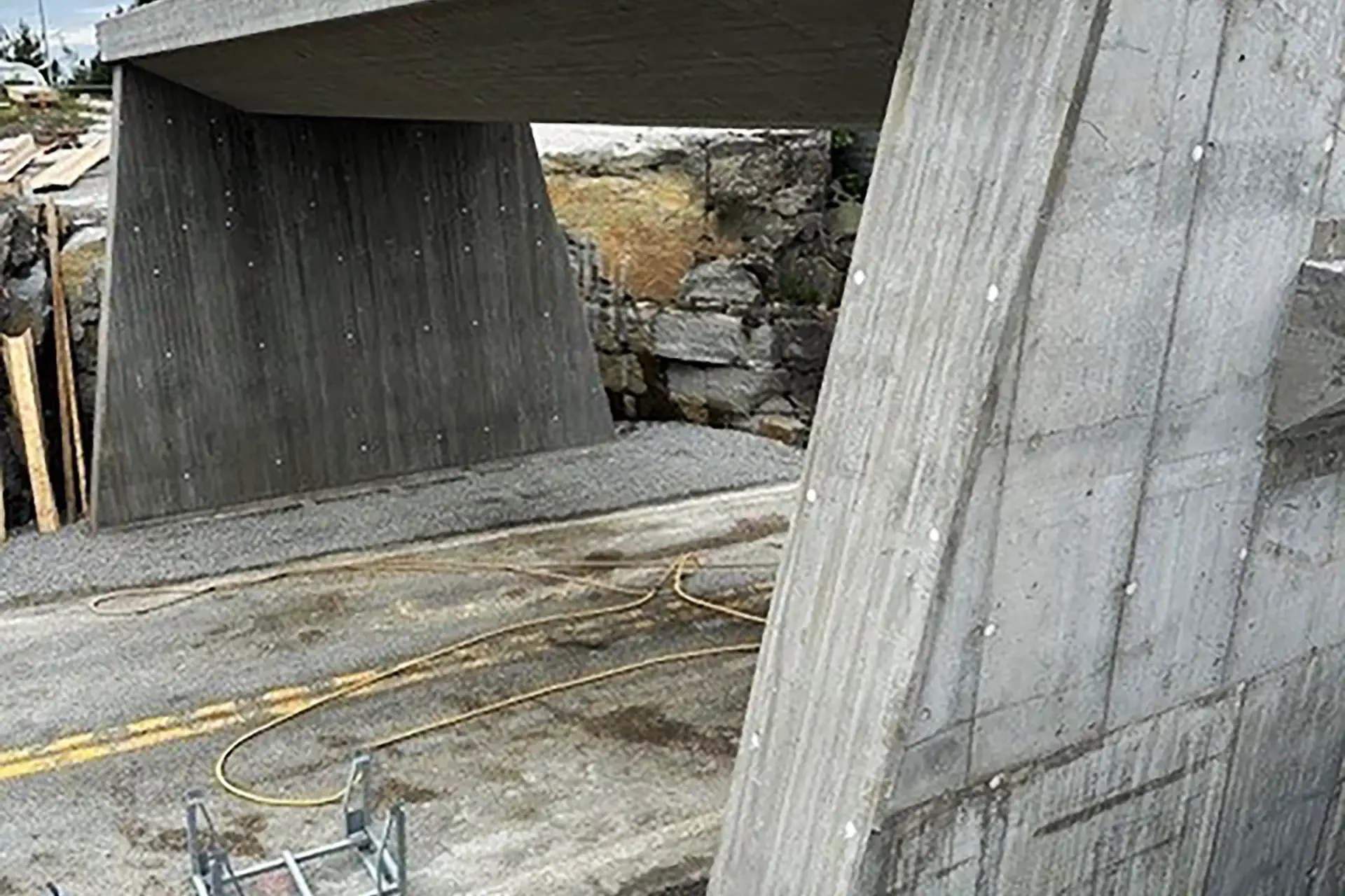 E134 igjennom Aksdal i Tysvær